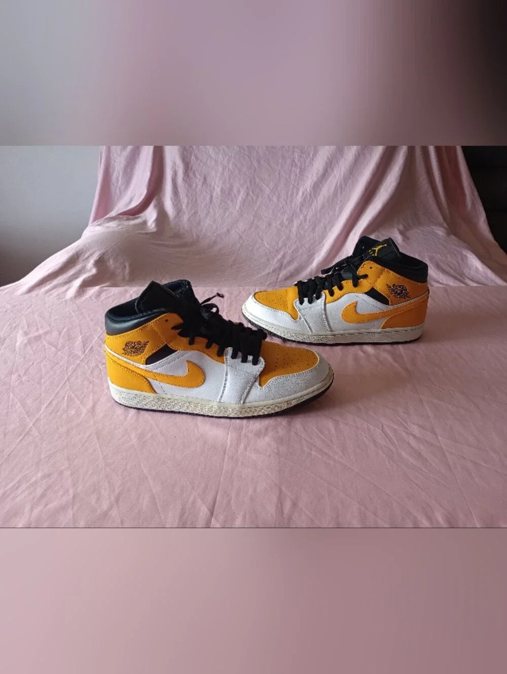 Size 13 - Air Jordan 1 Mid University Gold